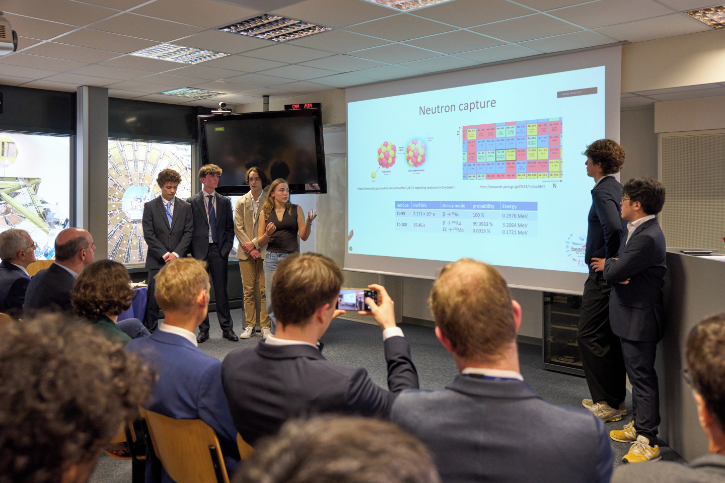 Presentation of the Spallateam to the sponsors of Beamline for Schools