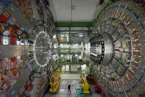 L’accélérateur de particules du CERN entame sa mue pour multiplier les collisions